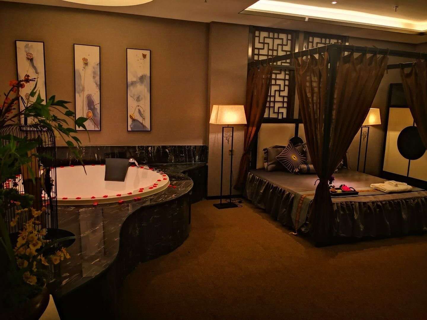 上周出差去了成都正宗的养生spa，价格和服务刚刚好